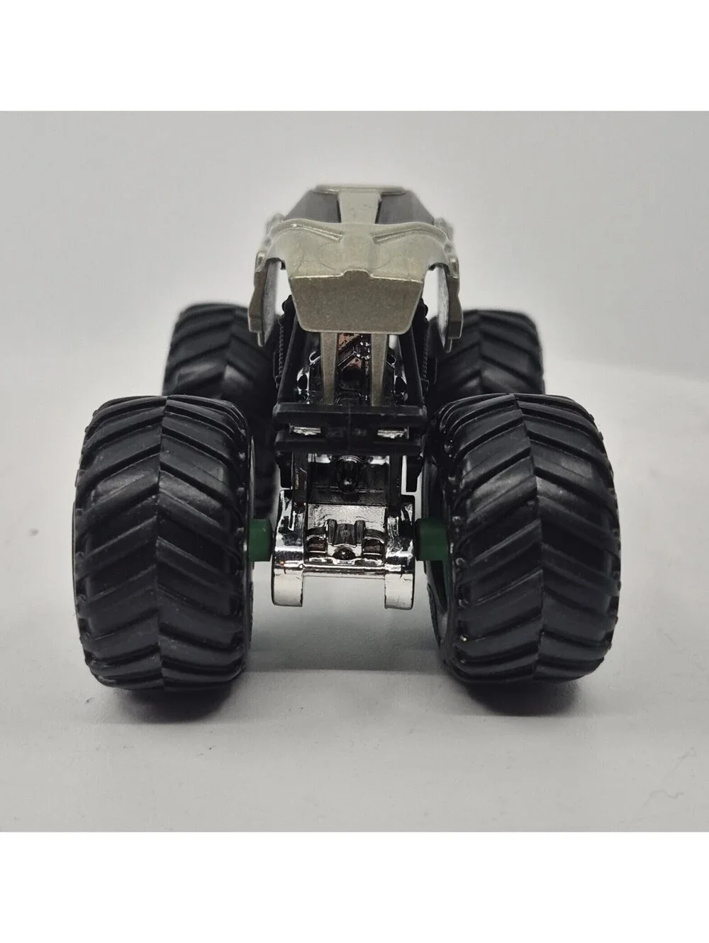 Hot Wheels Monster Jam Alien Invasion Monster Truck 1:64